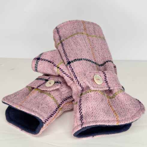Julian Road Gloves Fingerless Gloves - Pink windowpane tweed