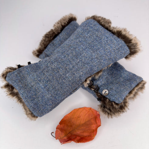 Julian Road Gloves Wrist Warmers - Blue speckle Tweed