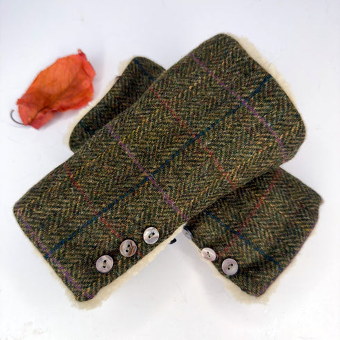 Julian Road Gloves Wrist Warmers - Green Windowpane with Sherpa Fleece
