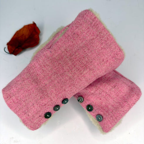 Julian Road Gloves Wrist Warmers - Pink Harris Tweed with Sherpa fleece