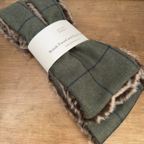 Julian Road Scarves Tweed/faux fur Scarf - Green/Navy Windowpane