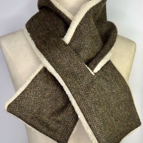 Julian Road Scarves Tweed Scarf - Green HerringbonecTweed with Sherpa Fleece