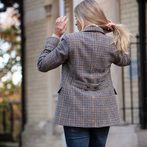 Julian Road Tweed Jackets The Houndstooth Tweed Blazer - Blues and Camels