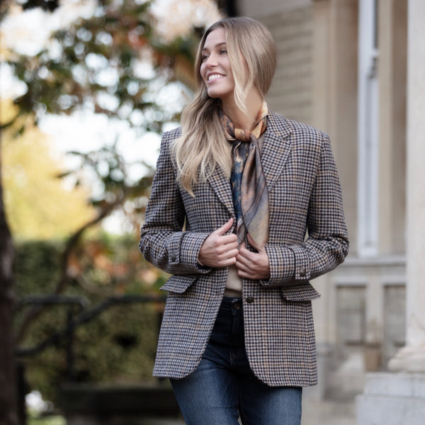 Julian Road Tweed Jackets The Houndstooth Tweed Blazer - Blues and Camels