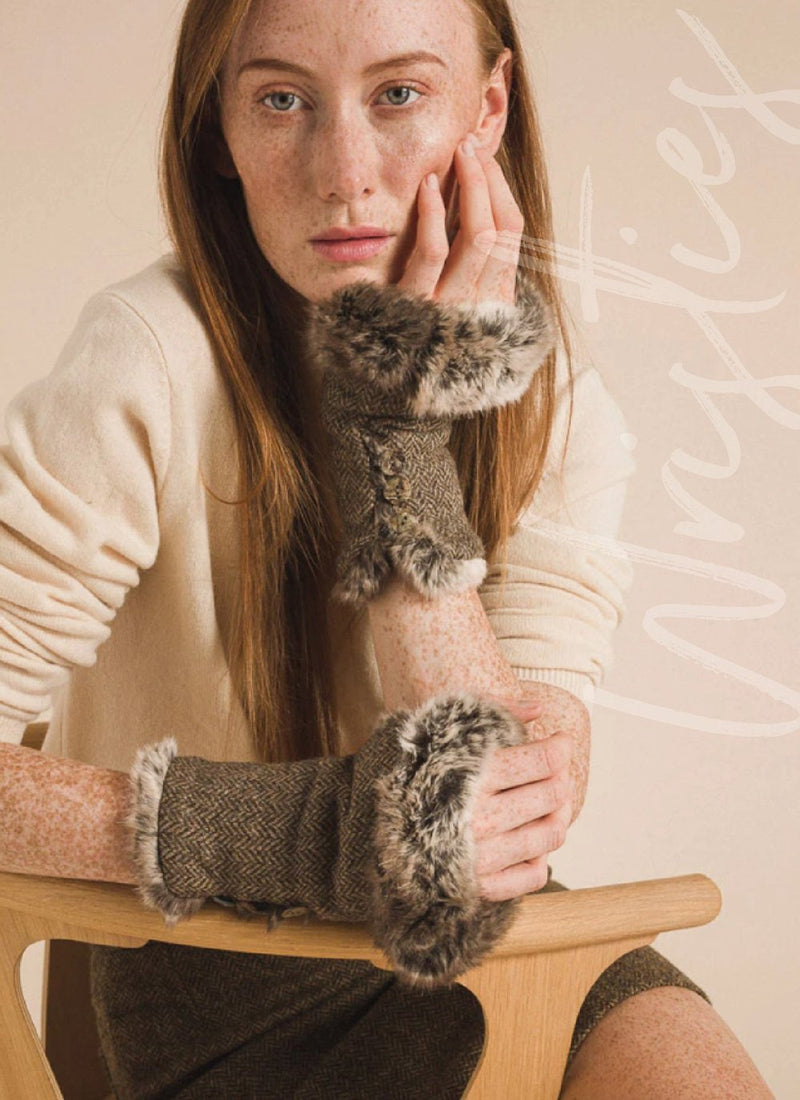 Julian Road Gloves Country Brown Herringbone Tweed Wrist Warmers
